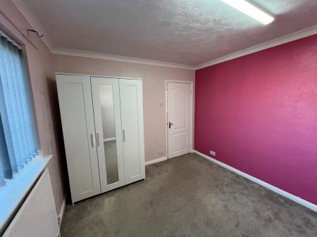 3 bedroom House to let in Eldon Street, Winshill, Burton upon Trent, DE15