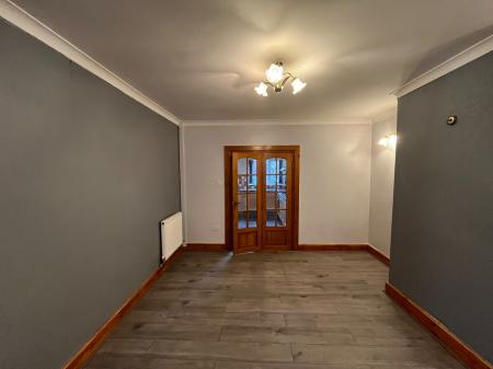 3 bedroom House to let in Eldon Street, Winshill, Burton upon Trent, DE15
