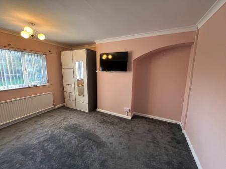 3 bedroom House to let in Eldon Street, Winshill, Burton upon Trent, DE15