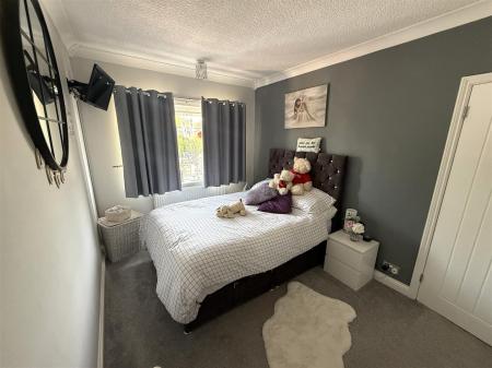 2 bedroom Semi-detached house for sale in Beech Avenue, Stretton, Burton-On-Trent