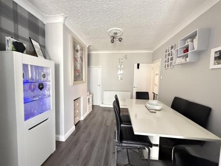 2 bedroom Semi-detached house for sale in Beech Avenue, Stretton, Burton-On-Trent