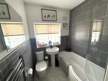 2 bedroom Semi-detached house for sale in Beech Avenue, Stretton, Burton-On-Trent