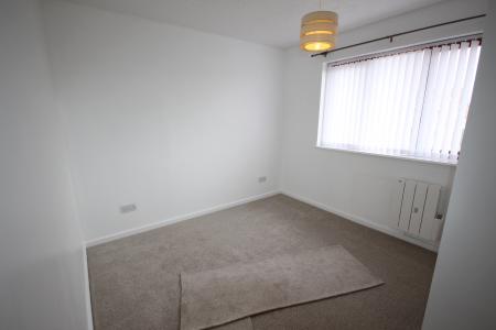 1 bedroom Flat to let in Birkdale Avenue, Burton Upon Trent, Branston, DE14