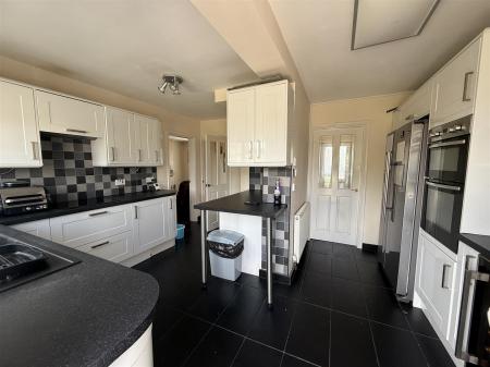 3 bedroom Semi-detached house for sale in Green Lane, Tutbury, Burton-On-Trent