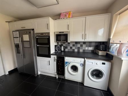 3 bedroom Semi-detached house for sale in Green Lane, Tutbury, Burton-On-Trent