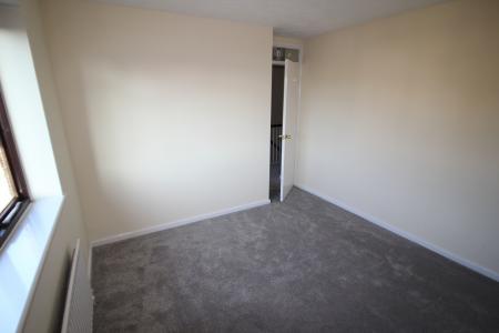 4 bedroom Detached house to let in Severn Close, Burton Upon Trent, Stretton, DE13