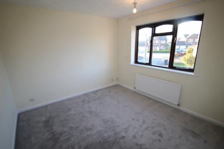 4 bedroom Detached house to let in Severn Close, Burton Upon Trent, Stretton, DE13