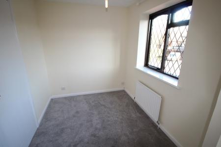 4 bedroom Detached house to let in Severn Close, Burton Upon Trent, Stretton, DE13