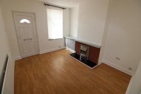 2 bedroom Terraced House to let in Victoria Crescent, Staffordshire, Burton upon Trent, DE14