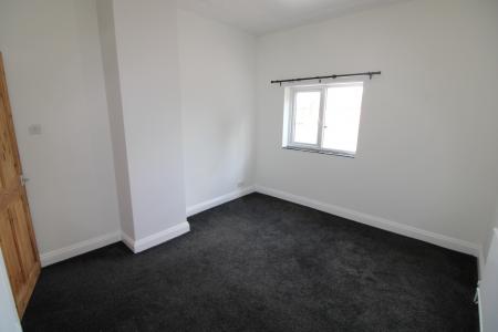 2 bedroom Terraced House to let in Victoria Crescent, Staffordshire, Burton upon Trent, DE14