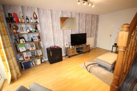 2 bedroom Terraced House to let in Caraway Drive, Burton Upon Trent, Branston, DE14