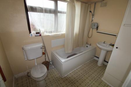 3 bedroom Terraced House to let in South Broadway Street, Staffordshire, Burton upon Trent, DE14