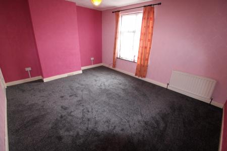 3 bedroom Terraced House to let in South Broadway Street, Staffordshire, Burton upon Trent, DE14
