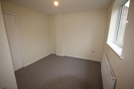 2 bedroom Terraced House to let in Wyggeston Street, Staffordshire, Burton upon Trent, DE13
