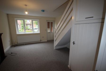 2 bedroom Terraced House to let in Wyggeston Street, Staffordshire, Burton upon Trent, DE13
