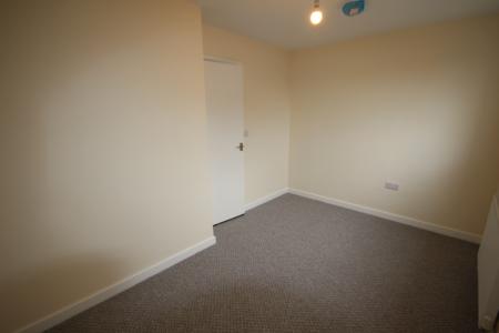 2 bedroom Terraced House to let in Wyggeston Street, Staffordshire, Burton upon Trent, DE13