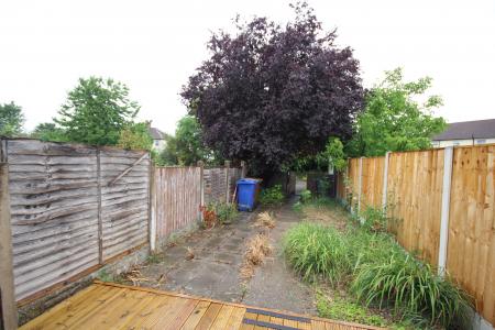 2 bedroom Terraced House to let in Wyggeston Street, Staffordshire, Burton upon Trent, DE13