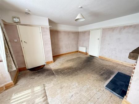 3 bedroom Semi-detached house for sale in Rykneld Street, Alrewas