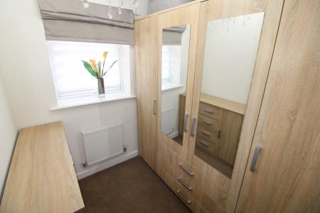 3 bedroom Semi-detached house to let in Frederick Street, Swadlincote, Woodville, DE11