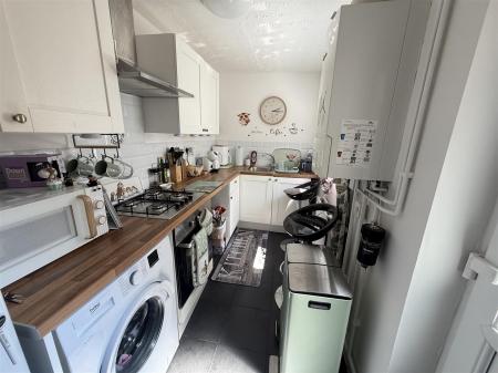 2 bedroom Terraced House for sale in Victoria Crescent, Burton-On-Trent