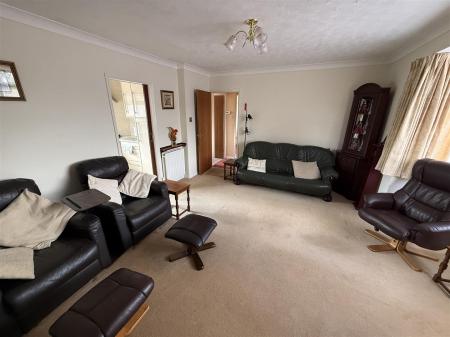 2 bedroom Detached bungalow for sale in Scropton Road, Hatton, Derby
