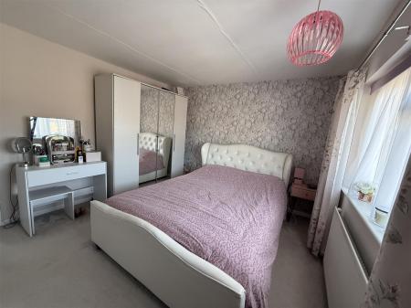 3 bedroom Semi-detached house for sale in Tennyson Road, Burton-On-Trent