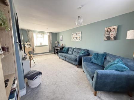 3 bedroom Semi-detached house for sale in Tennyson Road, Burton-On-Trent
