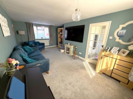 3 bedroom Semi-detached house for sale in Tennyson Road, Burton-On-Trent