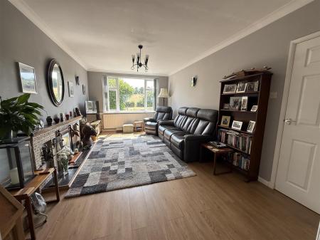 3 bedroom Detached house for sale in Forest Road, Outwoods, Burton-On-Trent
