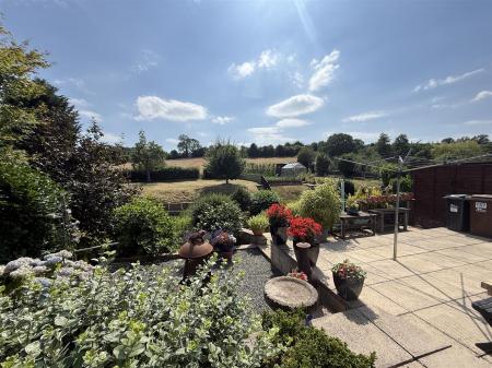 3 bedroom Detached house for sale in Forest Road, Outwoods, Burton-On-Trent