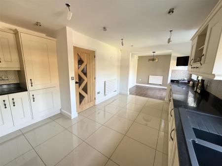 4 bedroom Detached house for sale in Oak Close, Castle Gresley