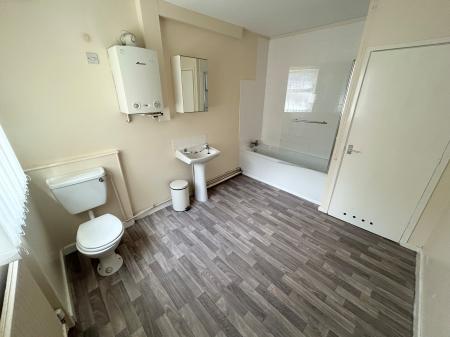 1 bedroom Flat to let in Bath Road, Wolverhampton, Wolverhampton, WV1