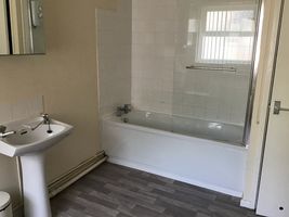 1 bedroom Flat to let in Bath Road, Wolverhampton, Wolverhampton, WV1