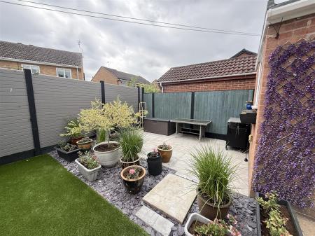 3 bedroom Detached house for sale in Woodmans Croft, Hatton, Derby