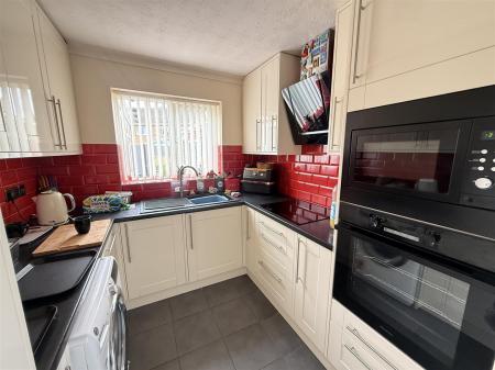 3 bedroom Detached house for sale in Woodmans Croft, Hatton, Derby