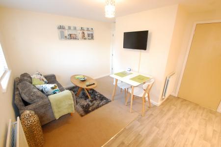 1 bedroom Apartment to let in Wildhay Brook, Hilton, DE65