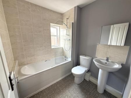 2 bedroom Duplex for sale in Jeque Place, Burton-On-Trent
