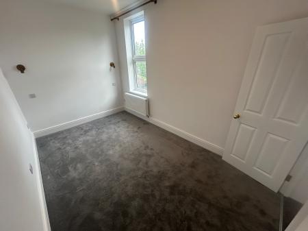 2 bedroom Flat to let in Ashby Road, Staffordshire, Burton upon Trent, DE15