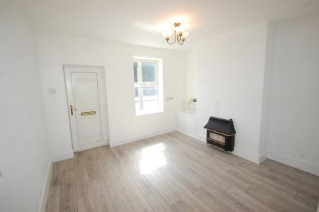 1 bedroom Terraced House to let in Princess Street, Staffordshire, Burton upon Trent, DE14