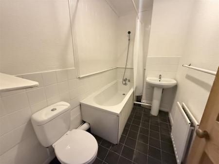 3 bedroom Terraced House for sale in Hill Street, Burton-On-Trent