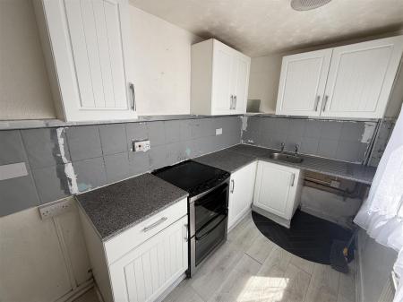 2 bedroom Terraced House for sale in Victoria Crescent, Burton-On-Trent