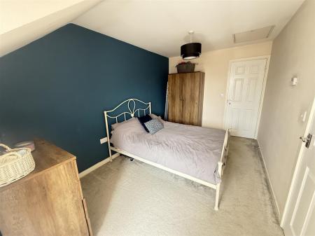 3 bedroom Town house for sale in Upton Drive, Burton-On-Trent