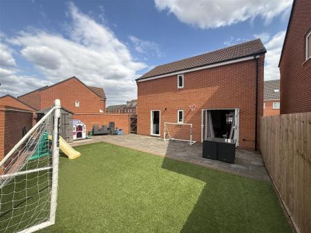 3 bedroom Detached house for sale in Upton Drive, Burton-On-Trent