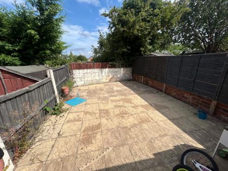 3 bedroom Terraced House to let in Saxon Street, Burton Upon Trent, Stapenhill, DE15
