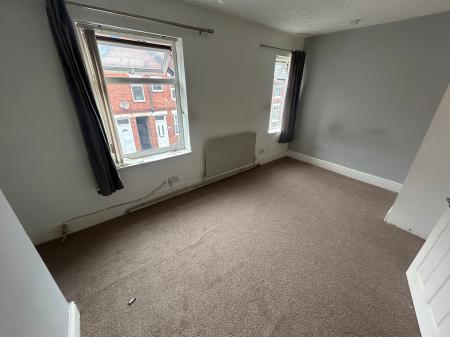 3 bedroom Terraced House to let in Craven Street, Staffordshire, Burton upon Trent, DE13