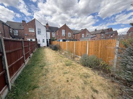 3 bedroom Terraced House for sale in Anglesey Road, Burton-On-Trent