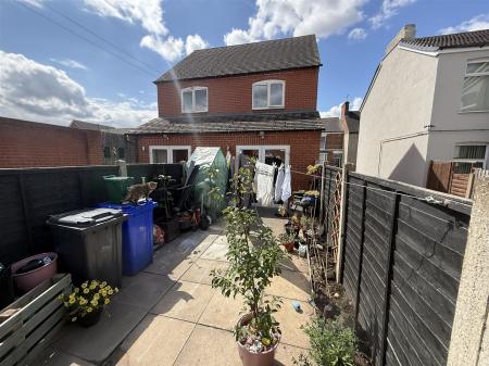 2 bedroom Semi-detached house for sale in All Saints Road, Burton-On-Trent