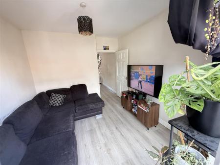 2 bedroom Semi-detached house for sale in All Saints Road, Burton-On-Trent