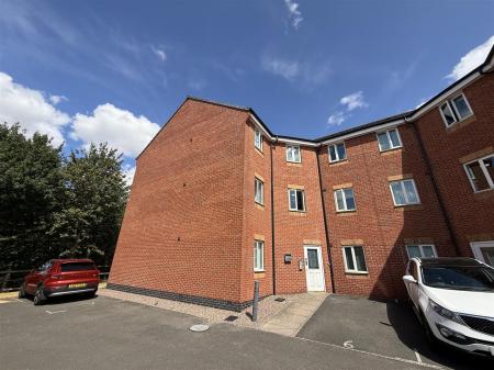 2 bedroom Apartment for sale in Princess Way, Burton-On-Trent