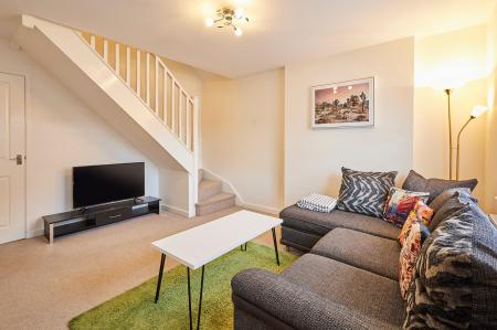 2 bedroom Town house to let in Blakeholme Court, Staffordshire, Burton upon Trent, DE14